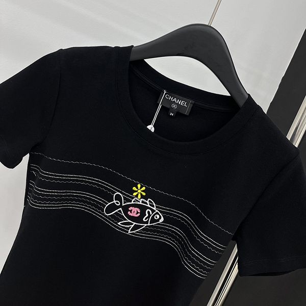☆超人気☆シャネル 半袖 Tシャツ コピー刺繍☆黒 白 sho88422